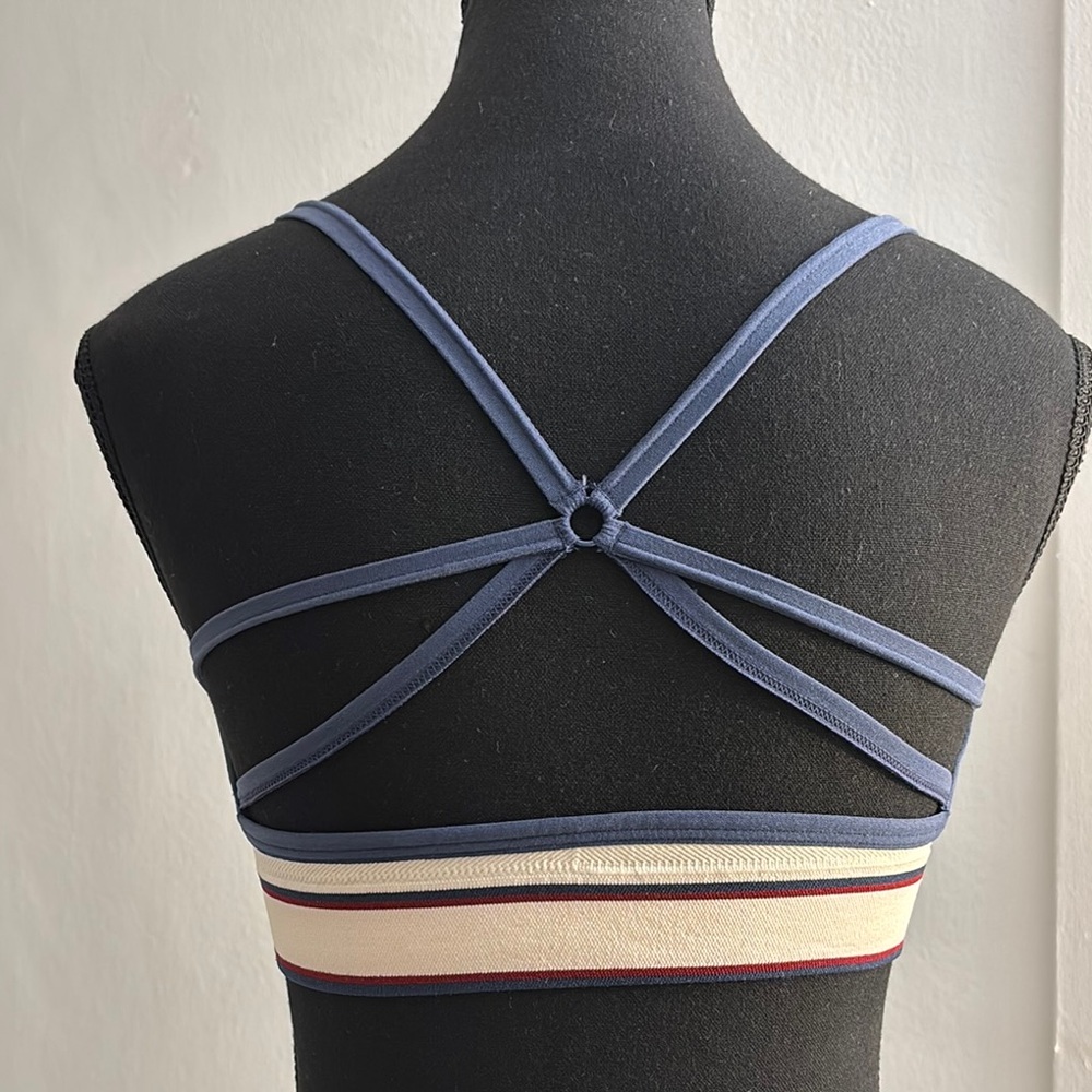 Tommy Hilfiger Seamless Triangle Bralette - Picture 2 of 7